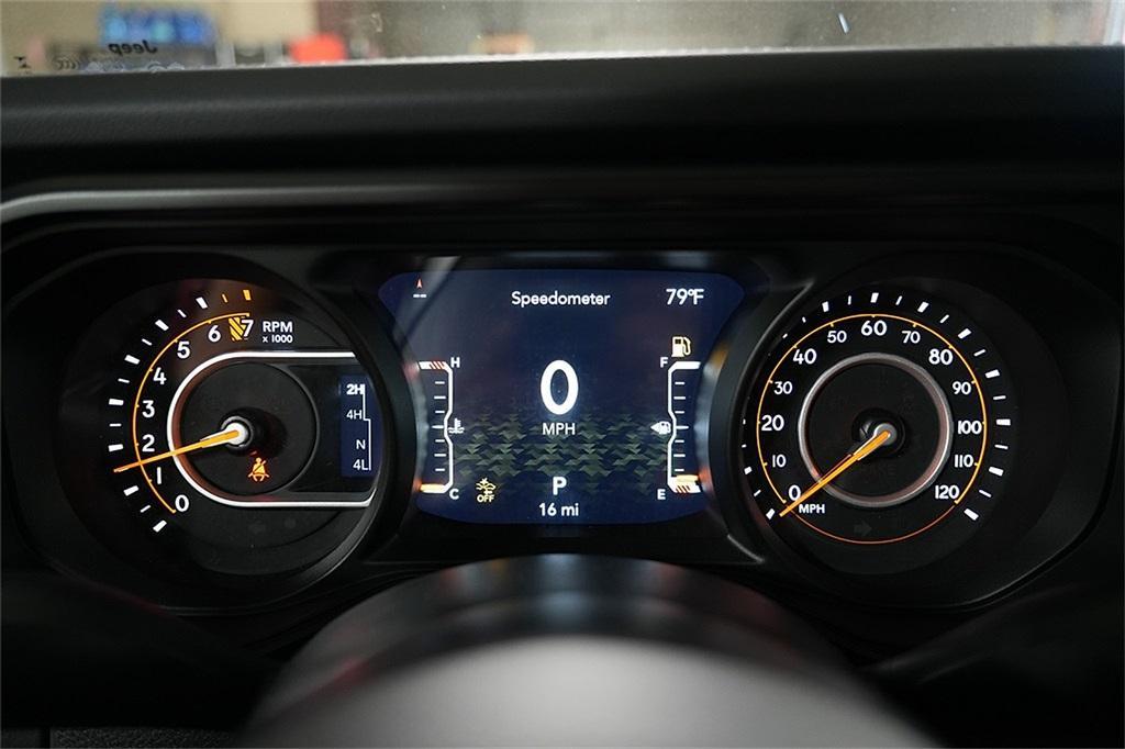 new 2025 Jeep Gladiator car, priced at $43,560