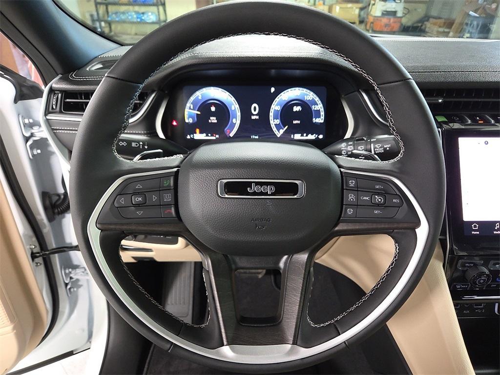 new 2025 Jeep Grand Cherokee L car, priced at $45,659