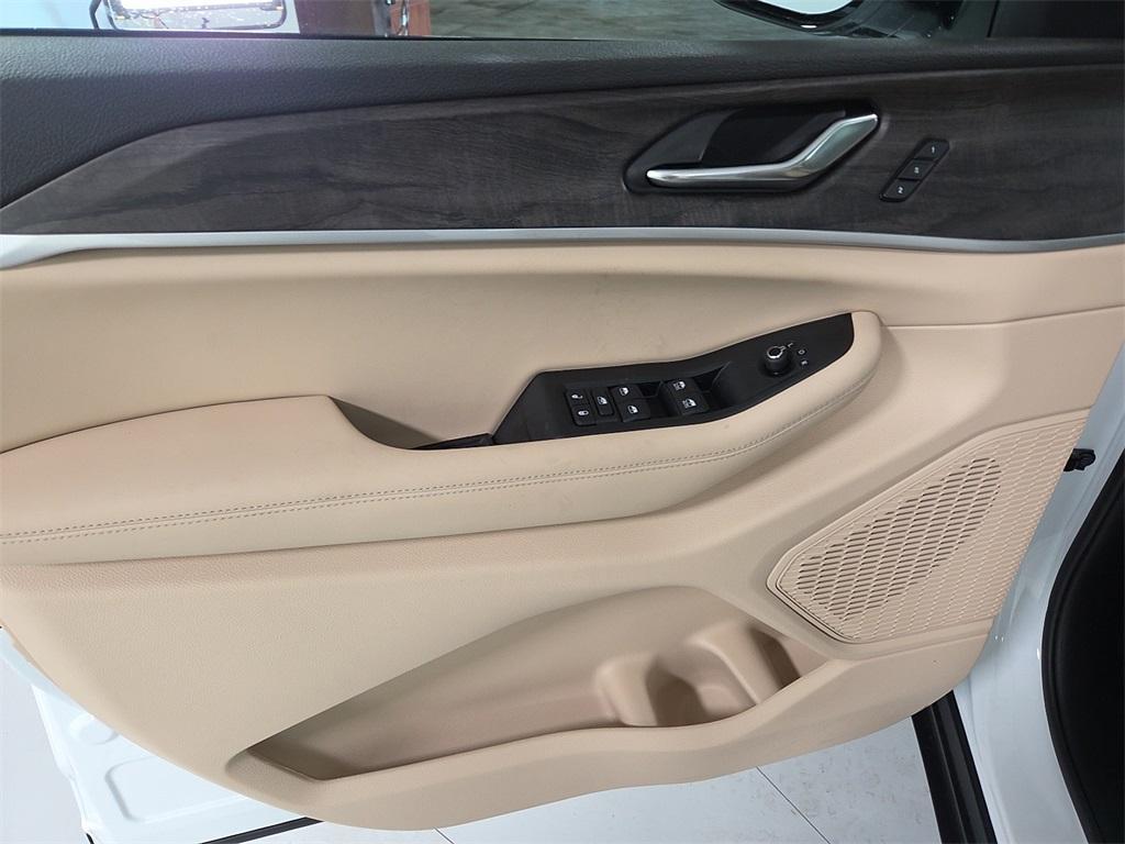 new 2025 Jeep Grand Cherokee L car, priced at $45,659