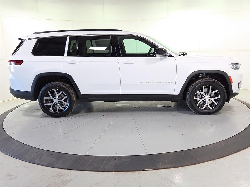 new 2025 Jeep Grand Cherokee L car, priced at $45,659