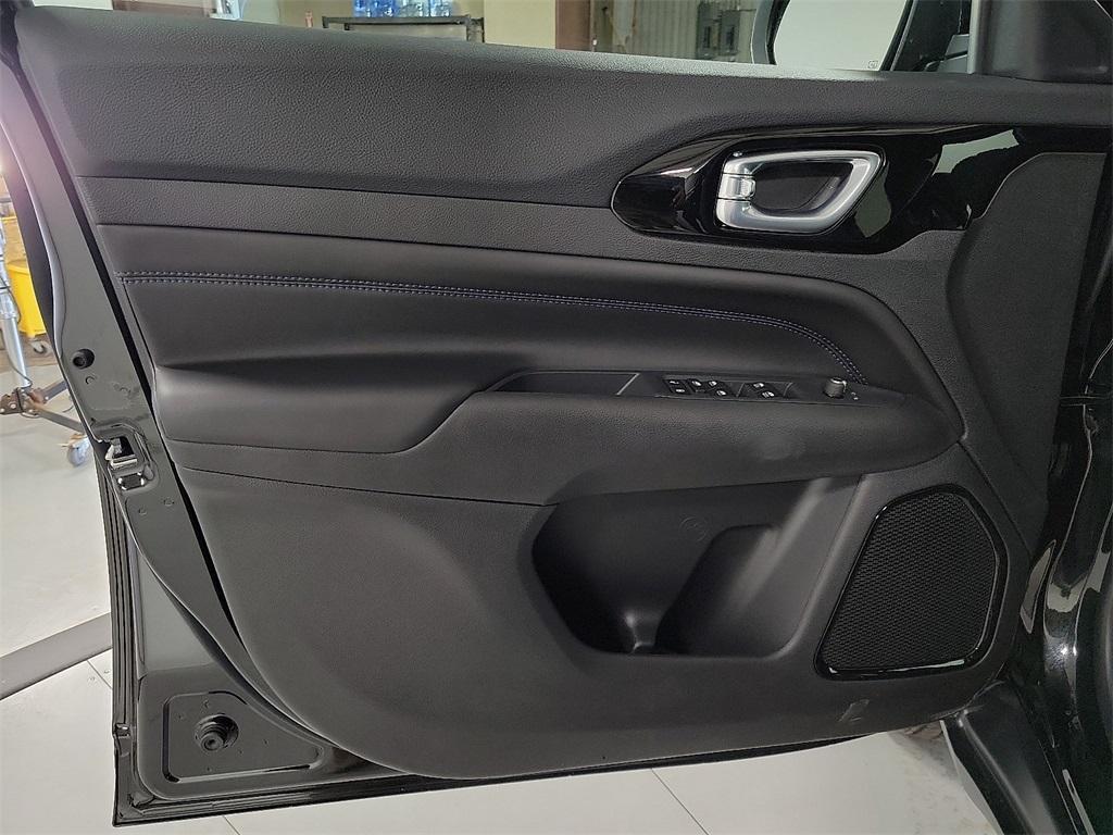 new 2026 Jeep Compass car, priced at $32,404