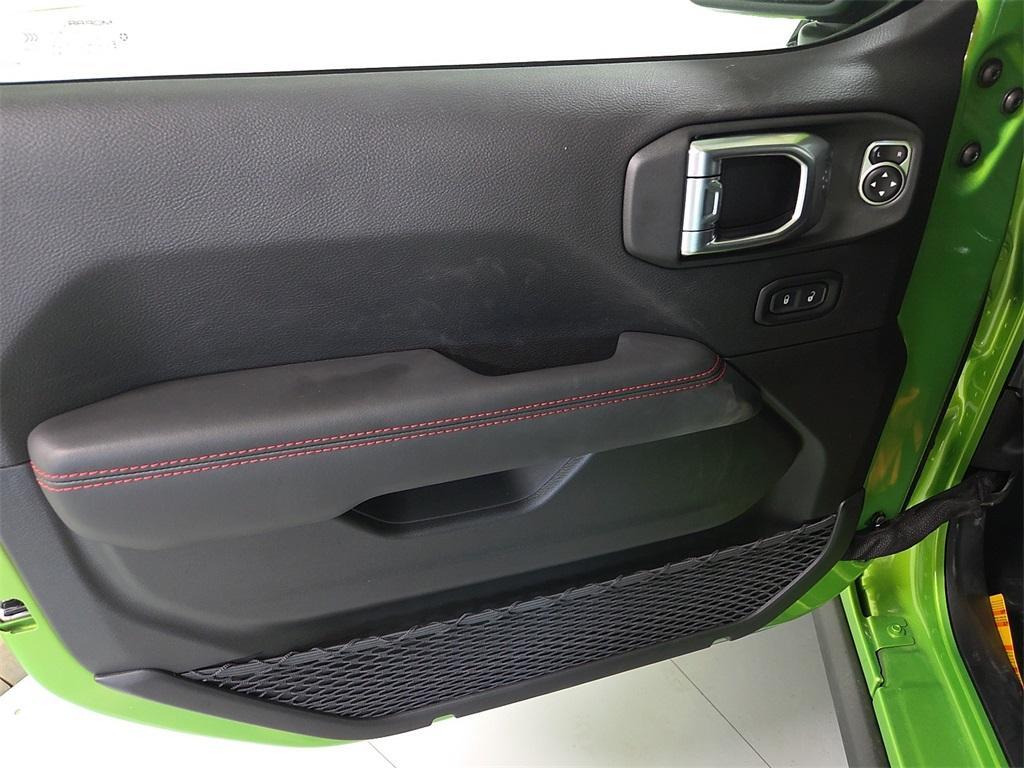 new 2025 Jeep Gladiator car, priced at $56,394