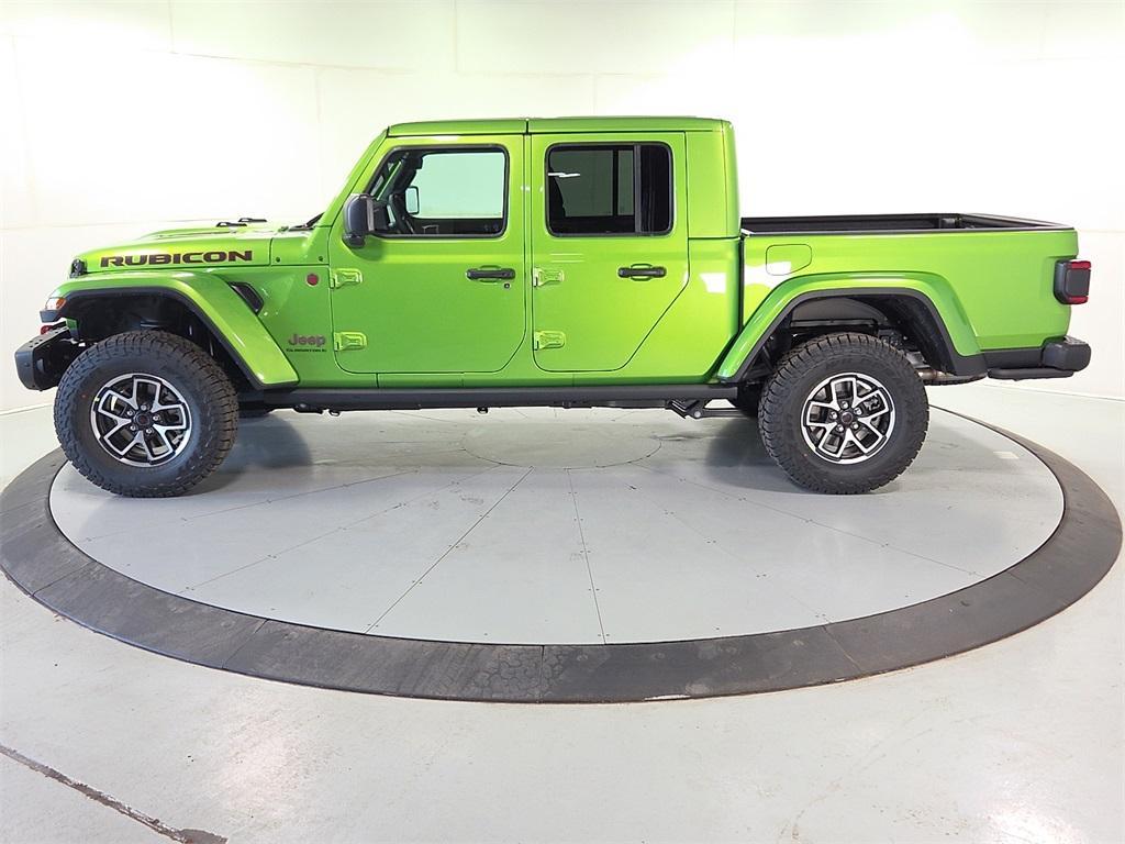 new 2025 Jeep Gladiator car, priced at $56,394