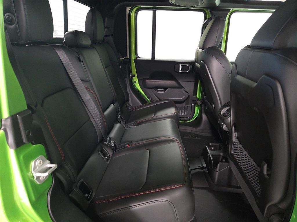 new 2025 Jeep Gladiator car, priced at $56,394