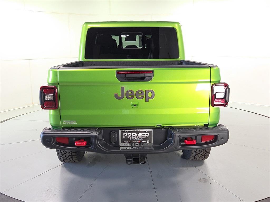 new 2025 Jeep Gladiator car, priced at $56,394