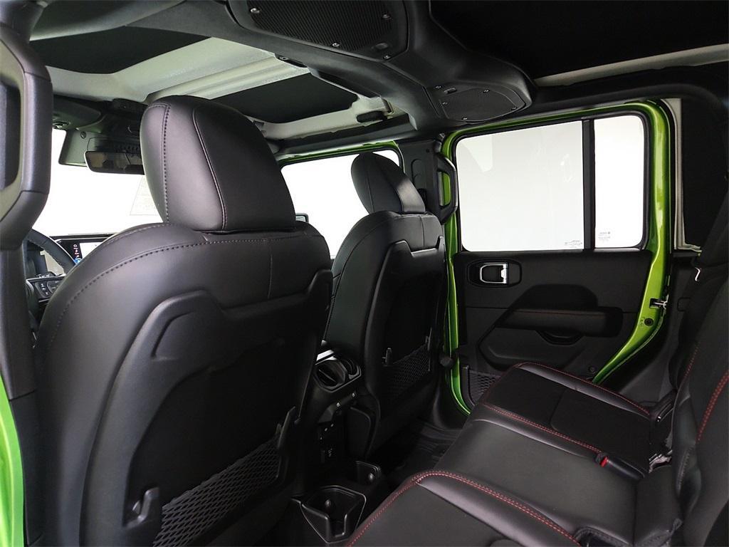 new 2025 Jeep Gladiator car, priced at $56,394