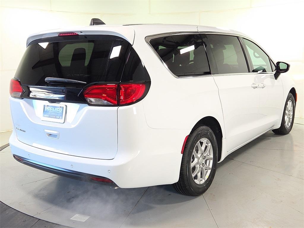 new 2026 Chrysler Voyager car