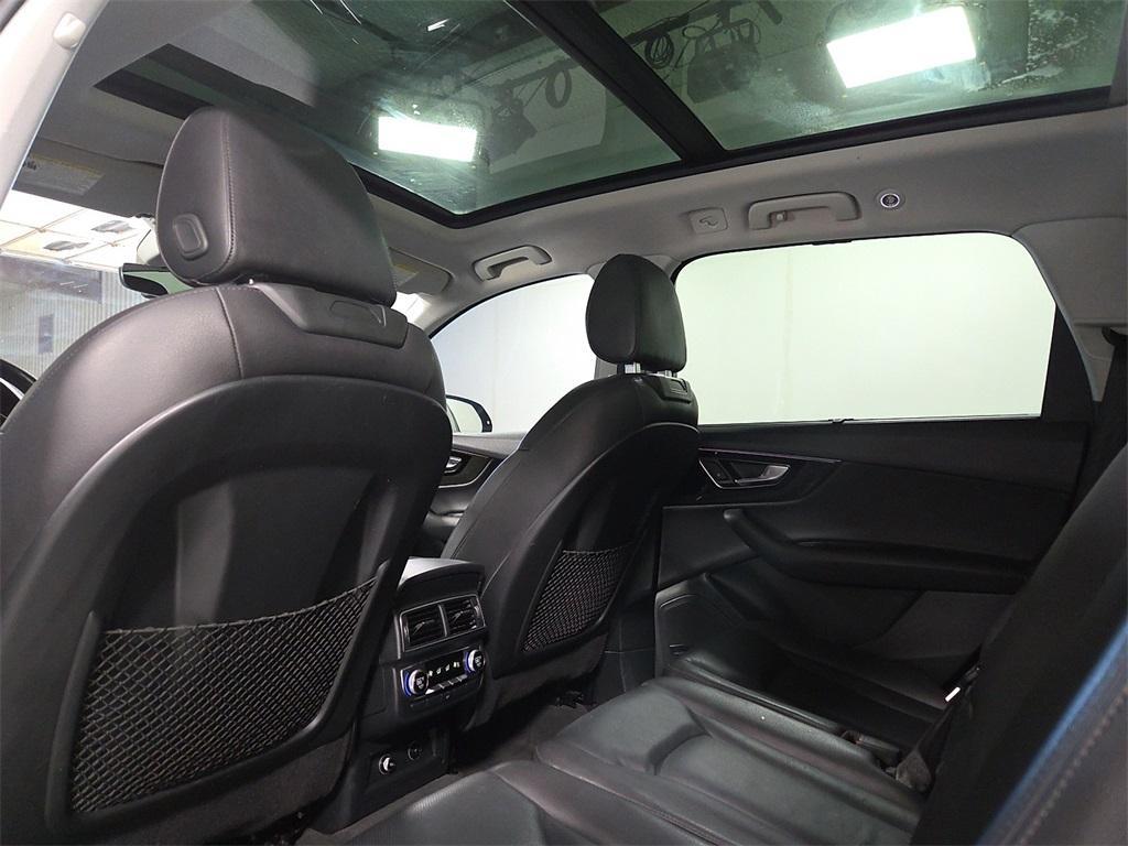 used 2018 Audi Q7 car, priced at $21,500