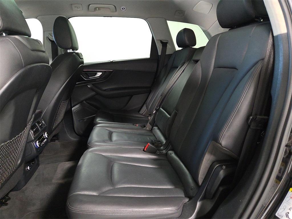 used 2018 Audi Q7 car, priced at $21,500