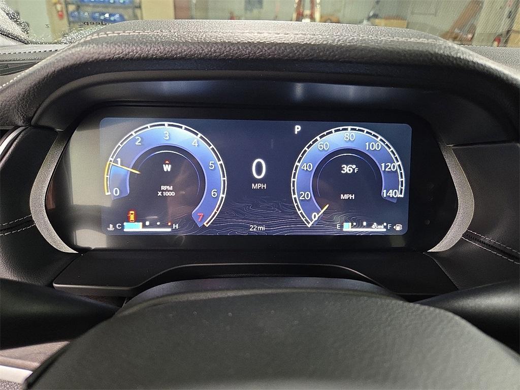 new 2025 Jeep Grand Cherokee car, priced at $49,074