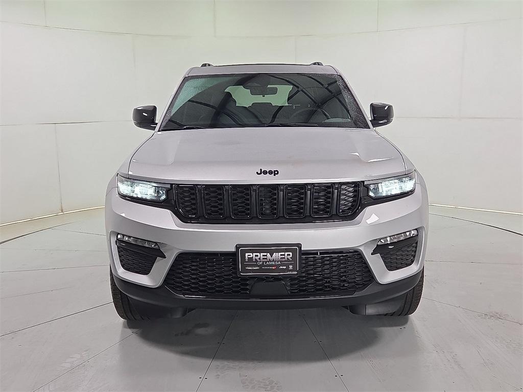 new 2025 Jeep Grand Cherokee car, priced at $49,074