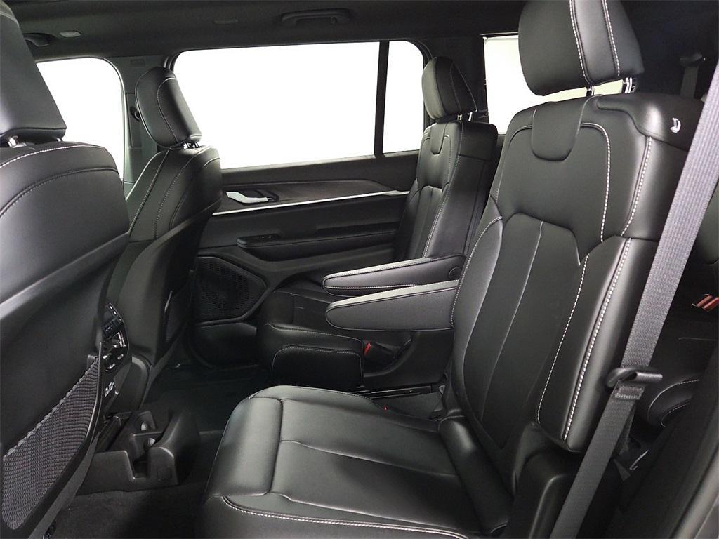 new 2025 Jeep Grand Cherokee L car, priced at $51,001