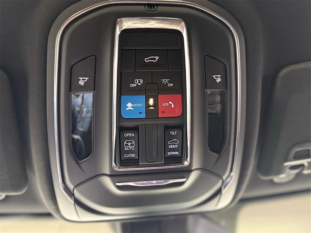 used 2024 Jeep Grand Cherokee L car, priced at $32,787