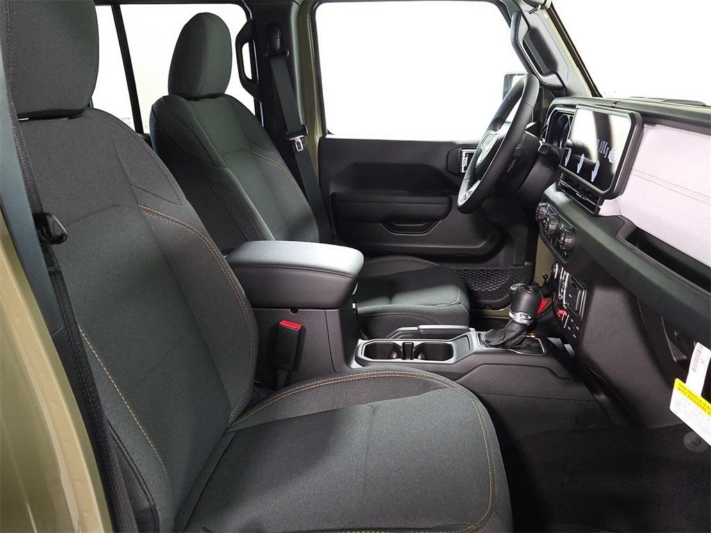 new 2025 Jeep Wrangler car, priced at $46,064