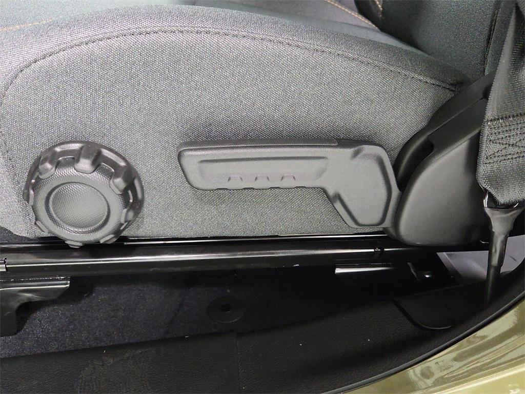 new 2025 Jeep Wrangler car, priced at $46,064