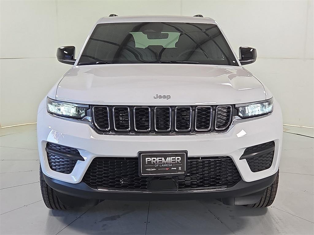 new 2025 Jeep Grand Cherokee car, priced at $38,196