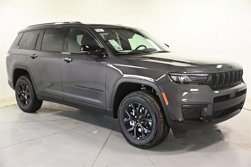new 2025 Jeep Grand Cherokee L car, priced at $41,230