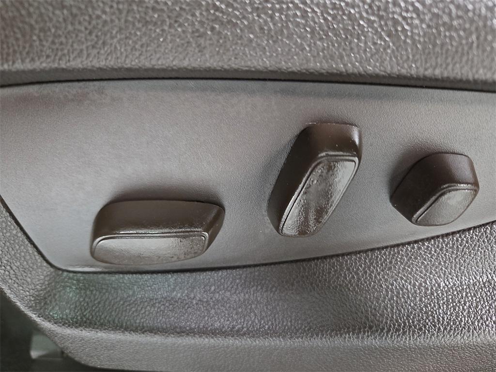 used 2018 GMC Sierra 1500 car, priced at $31,500