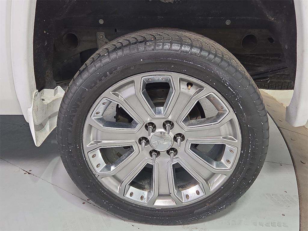 used 2018 GMC Sierra 1500 car, priced at $31,500