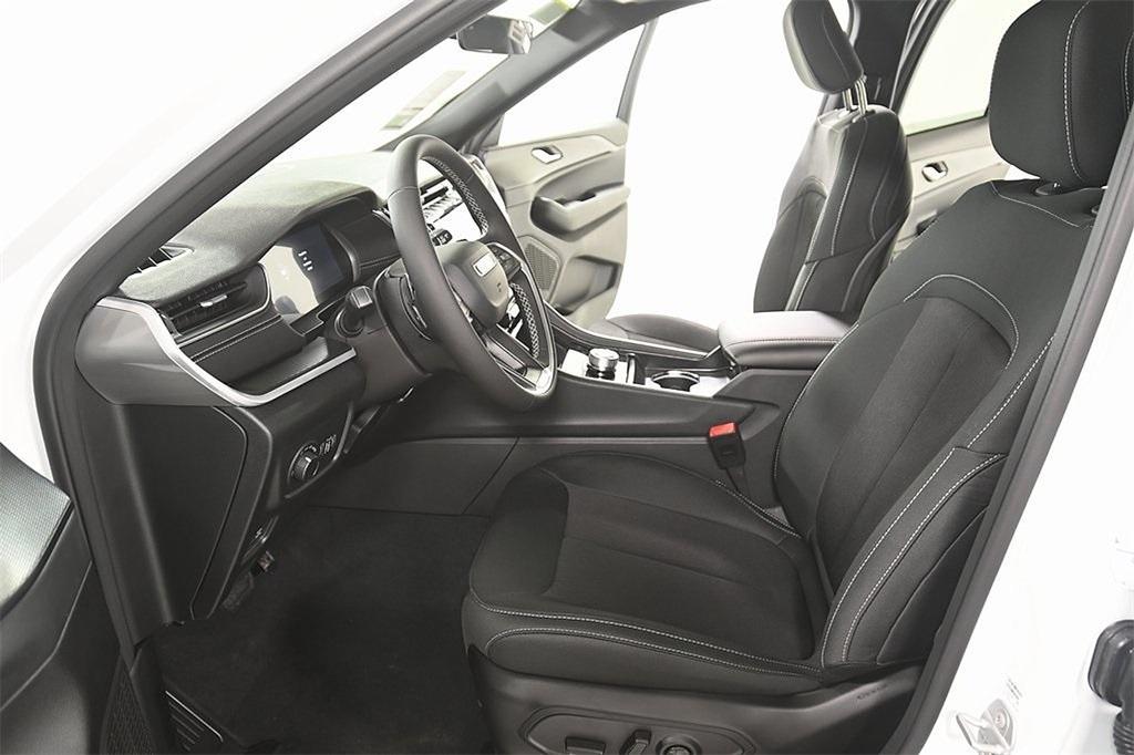 new 2025 Jeep Grand Cherokee L car, priced at $34,169