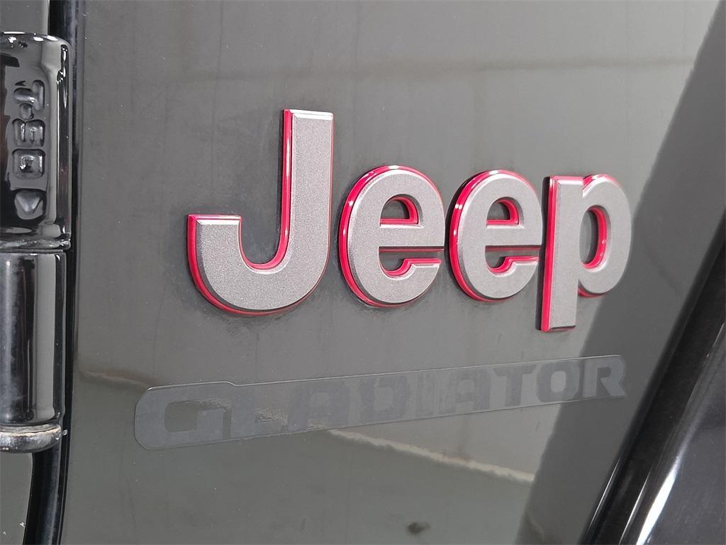 used 2022 Jeep Gladiator car, priced at $34,900