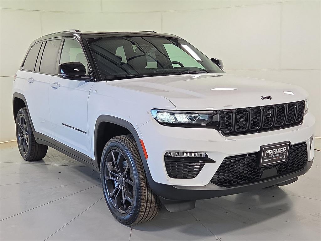 new 2025 Jeep Grand Cherokee car, priced at $49,054