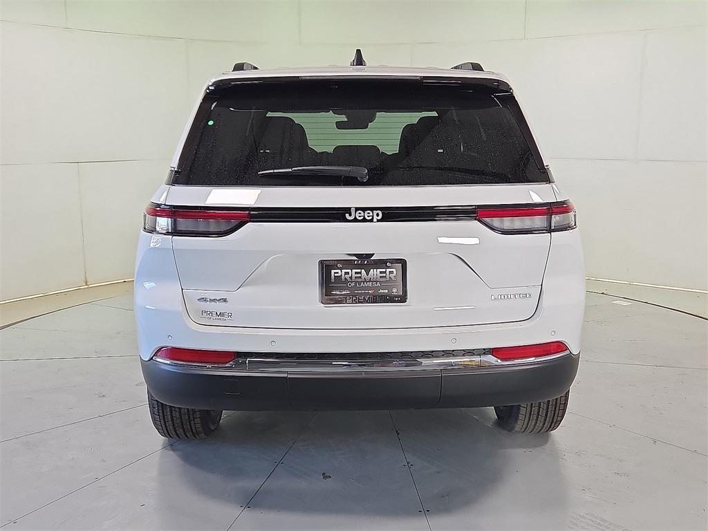 new 2025 Jeep Grand Cherokee car, priced at $45,702