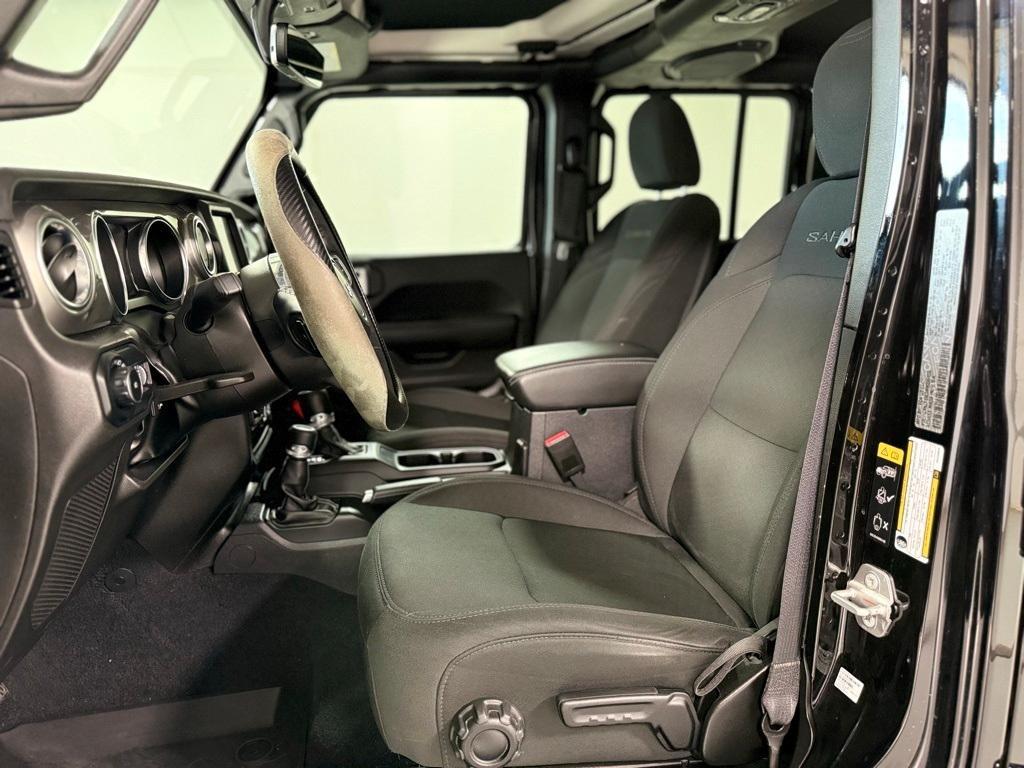 used 2022 Jeep Wrangler Unlimited car, priced at $33,943