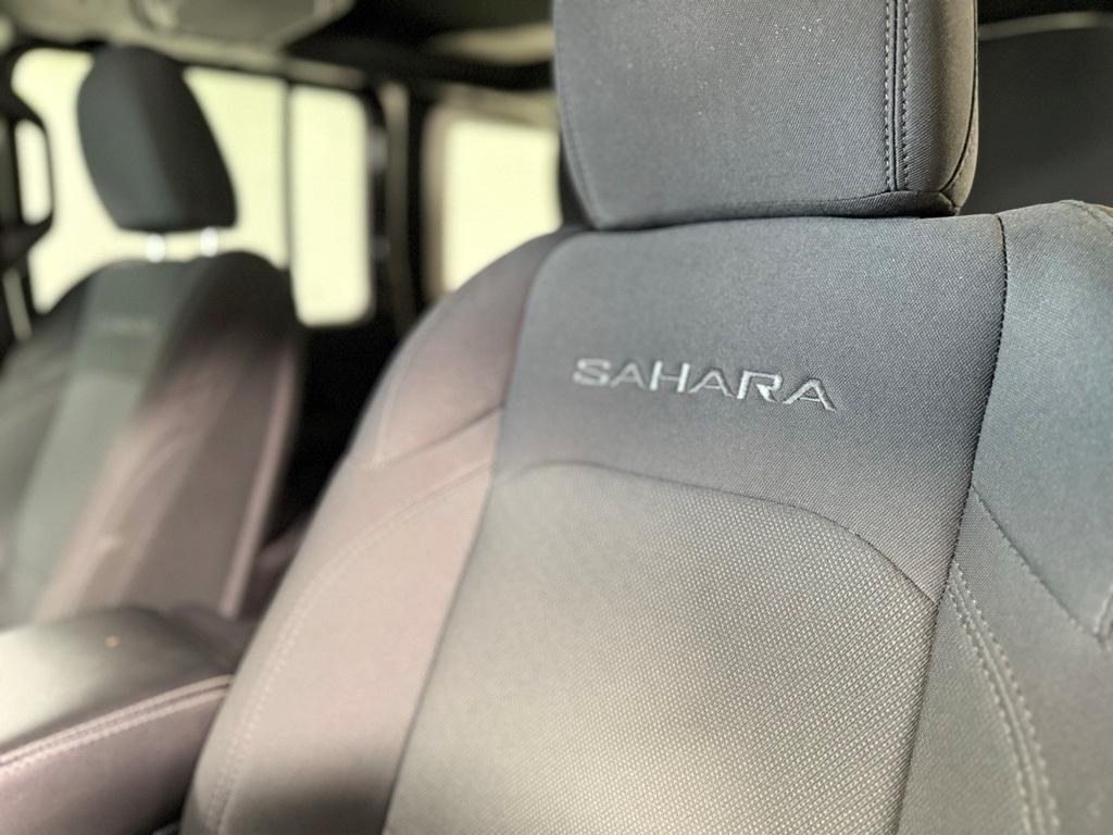 used 2022 Jeep Wrangler Unlimited car, priced at $33,943