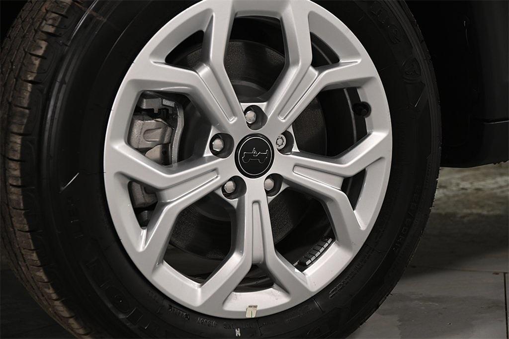 new 2025 Jeep Compass car, priced at $27,876