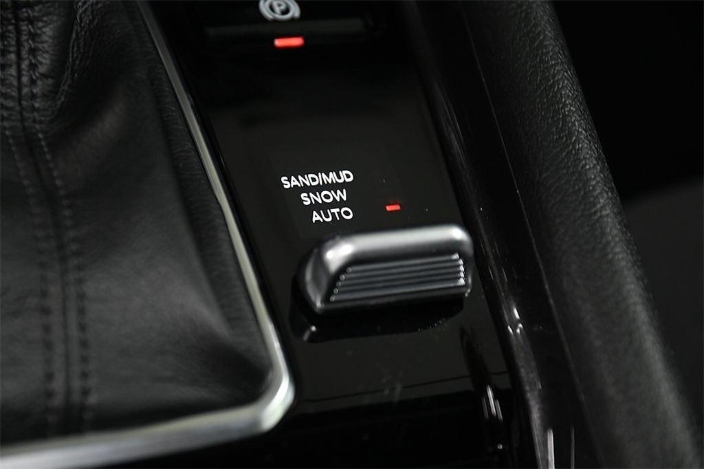 new 2025 Jeep Compass car, priced at $27,876