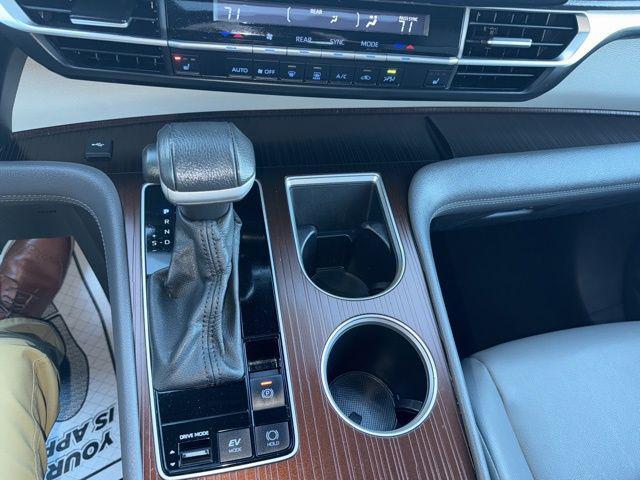 used 2024 Toyota Sienna car, priced at $39,878