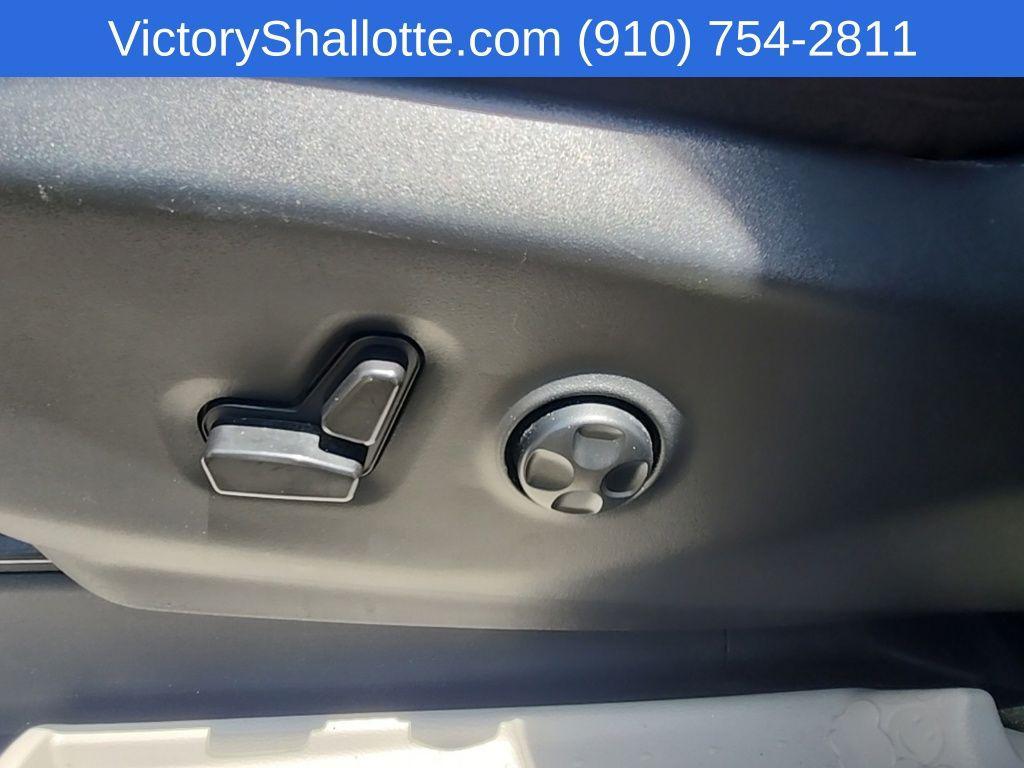 used 2024 Chrysler Pacifica Hybrid car, priced at $26,194