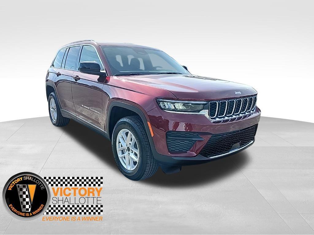 new 2025 Jeep Grand Cherokee car, priced at $40,375