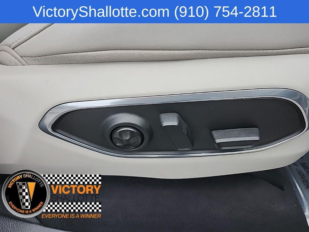 used 2023 Jeep Wagoneer car, priced at $38,995