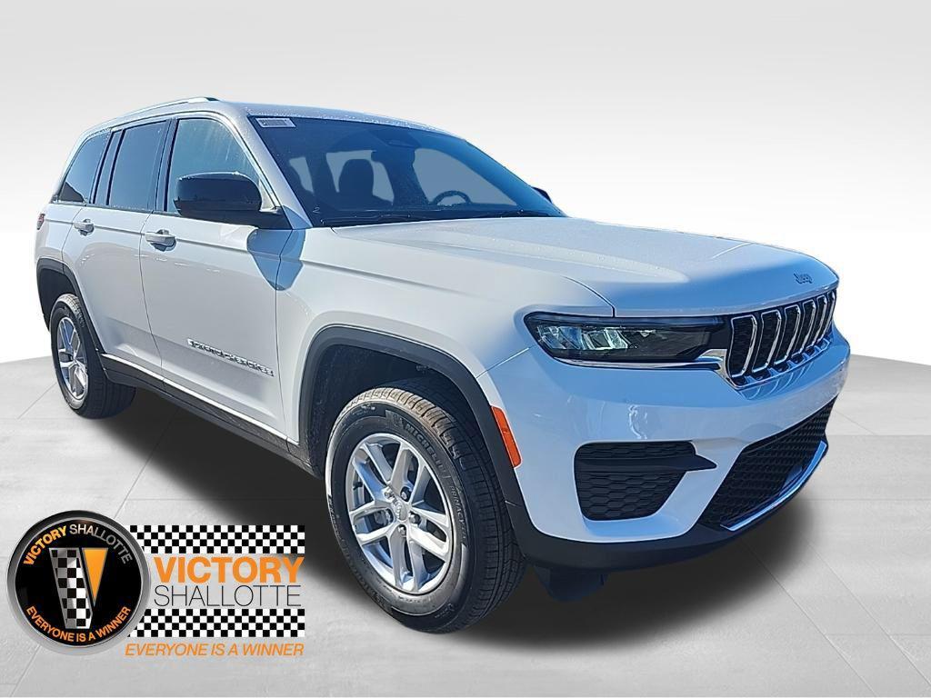 new 2025 Jeep Grand Cherokee car, priced at $37,030