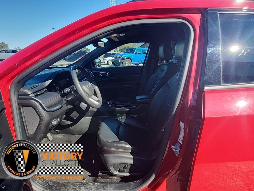 used 2023 Jeep Compass car, priced at $20,395