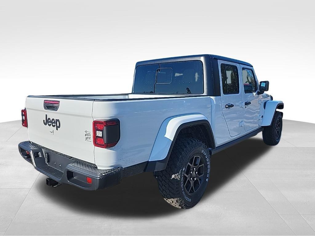 new 2026 Jeep Gladiator car, priced at $48,262