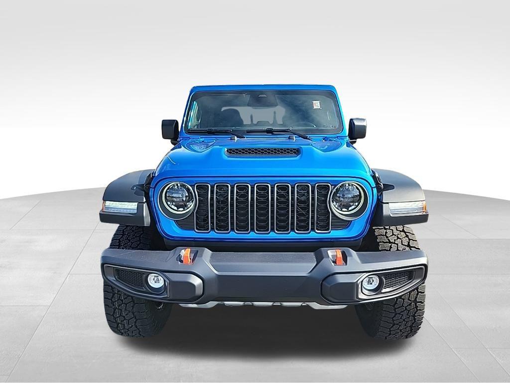 new 2026 Jeep Gladiator car, priced at $55,642