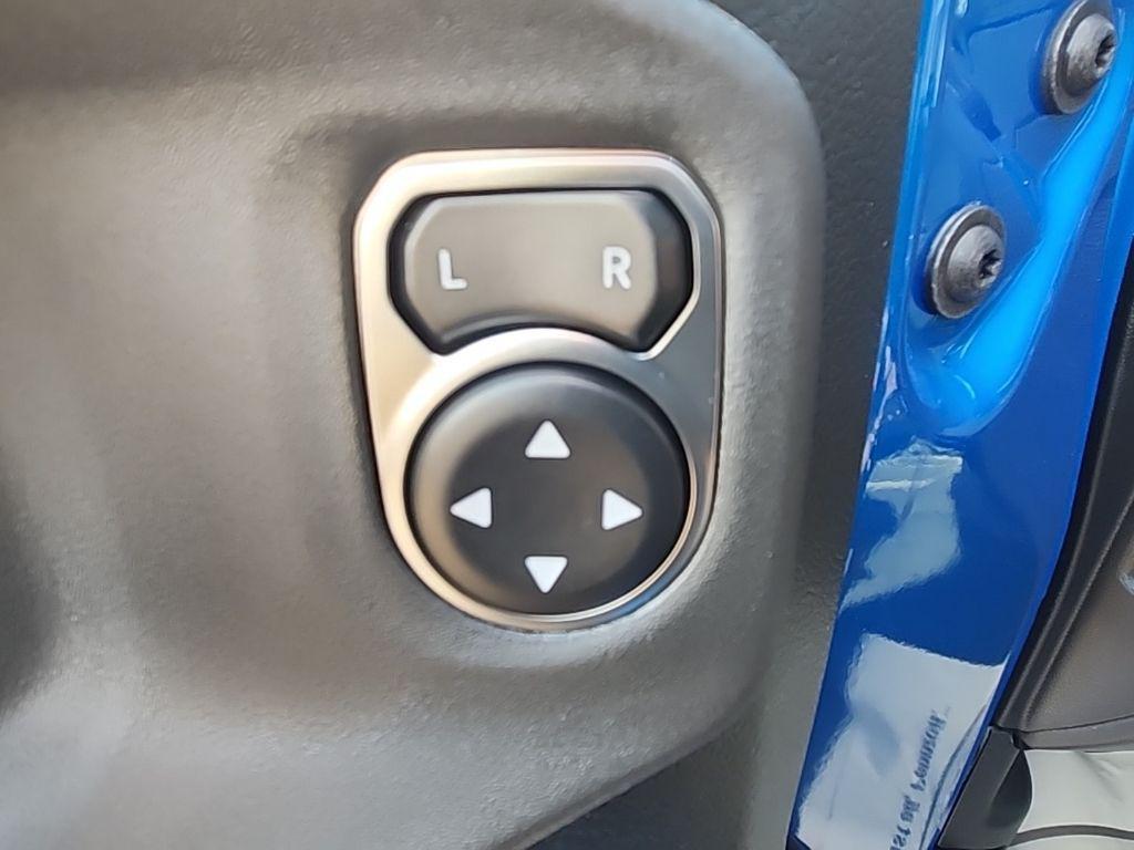 new 2026 Jeep Gladiator car, priced at $55,642