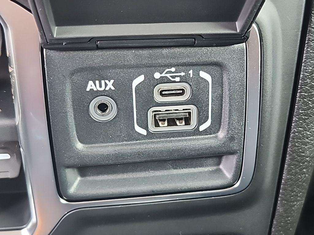 new 2026 Jeep Gladiator car, priced at $55,858