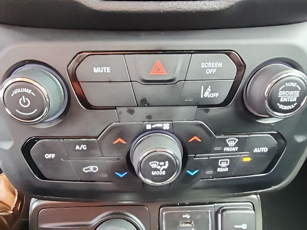 used 2021 Jeep Renegade car, priced at $18,495