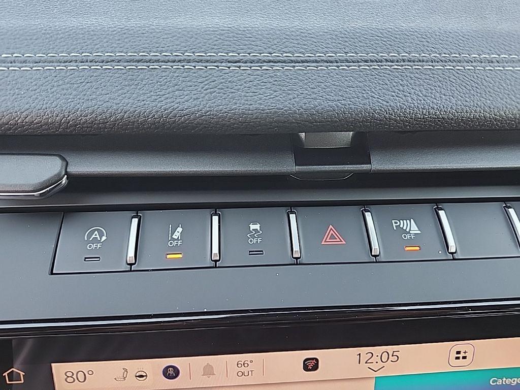 new 2026 Jeep Grand Cherokee car, priced at $49,995