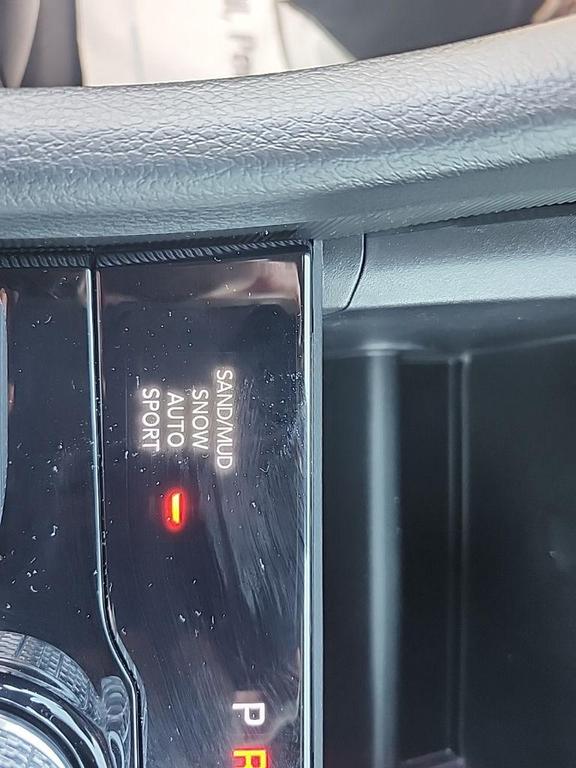 new 2026 Jeep Grand Cherokee car, priced at $49,995