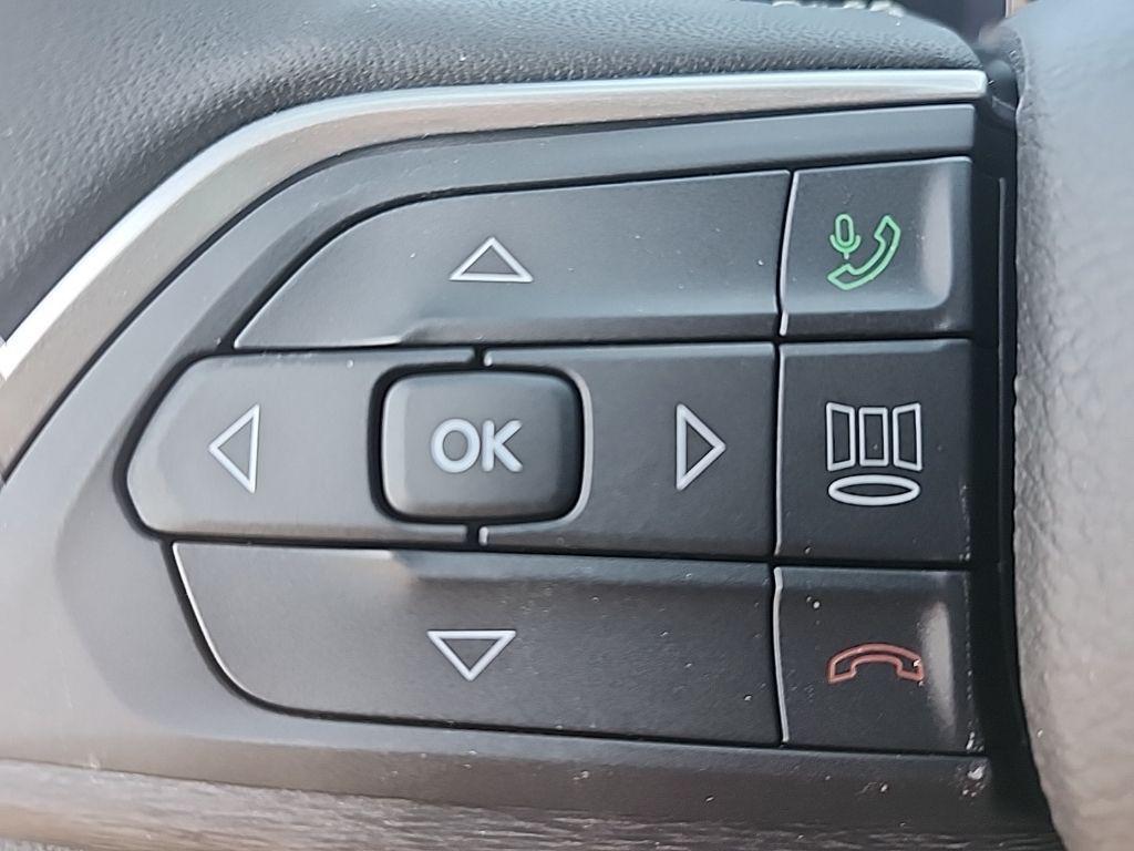 new 2026 Jeep Grand Cherokee car, priced at $49,995