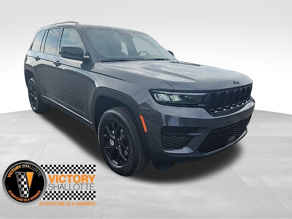new 2025 Jeep Grand Cherokee car, priced at $43,075