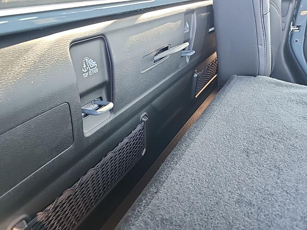 new 2025 Jeep Gladiator car, priced at $42,750