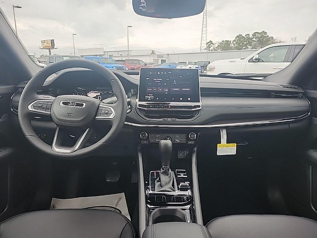 new 2026 Jeep Compass car, priced at $31,995