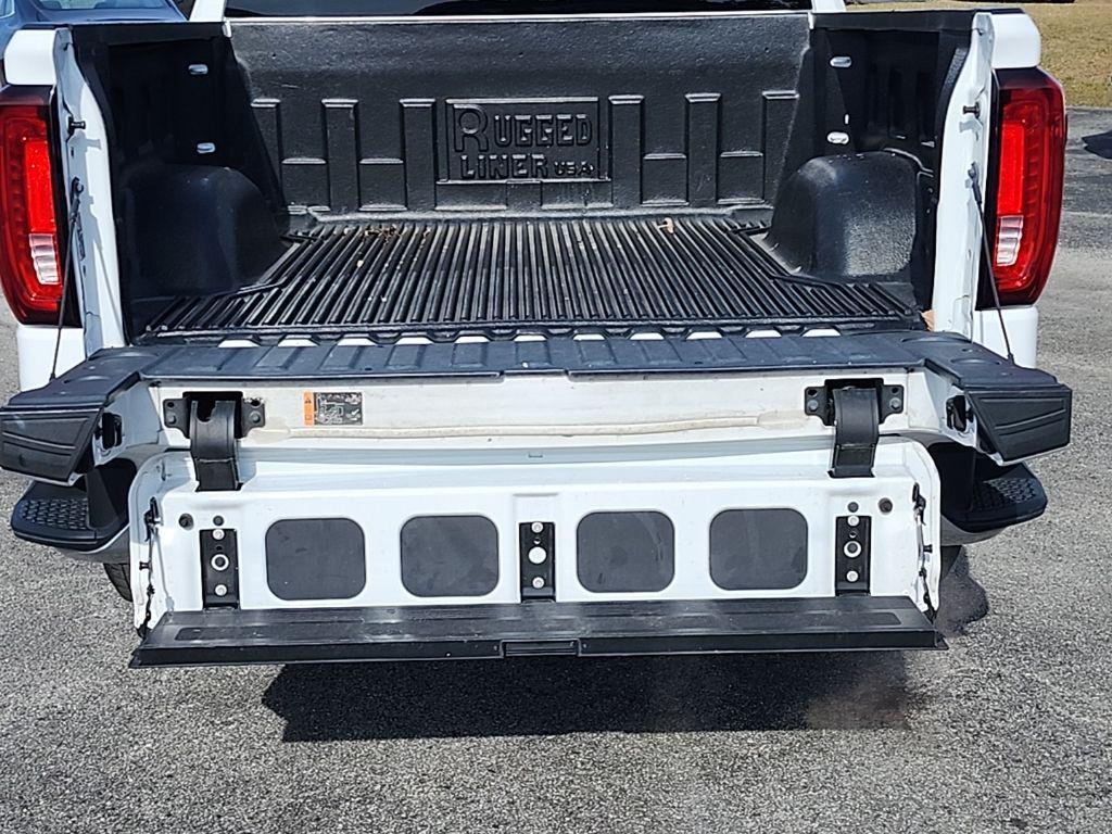 used 2024 GMC Sierra 1500 car, priced at $36,995