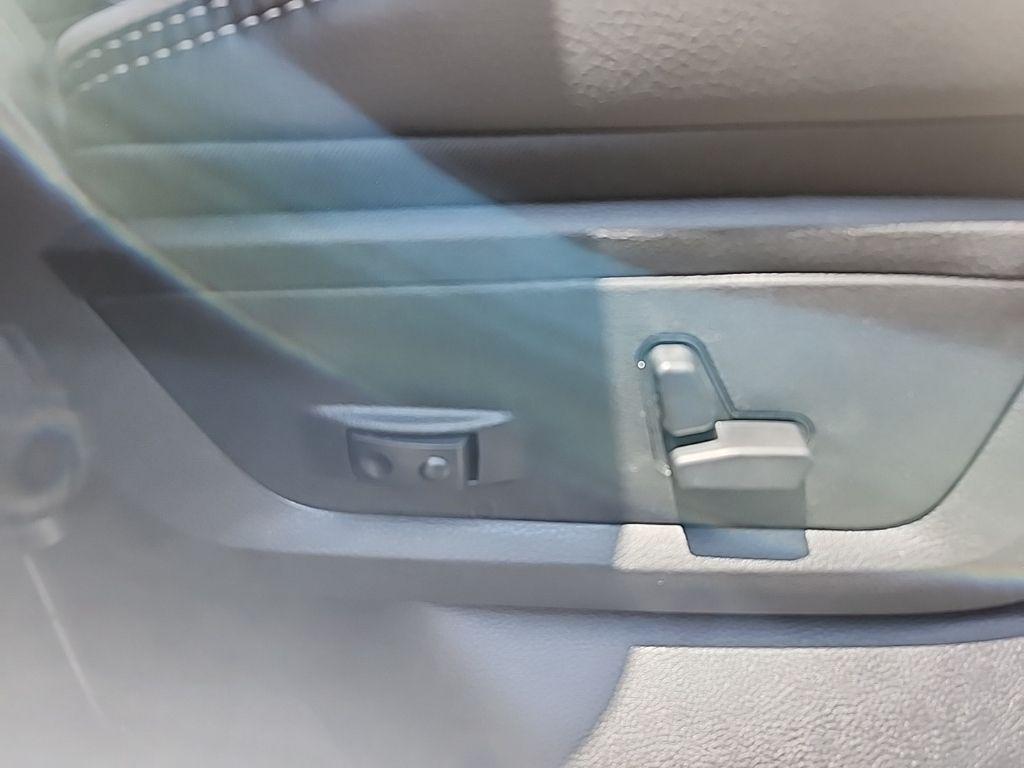 new 2025 Ram 2500 car, priced at $76,000